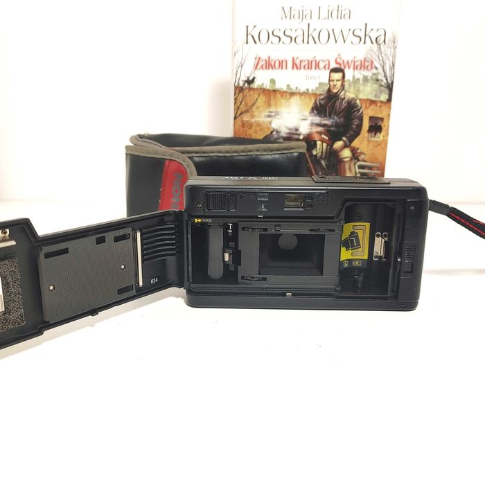 Designerski analogowy kompakt CHONON 35FA Super lens 35mm 1:2,8 ŁADNY