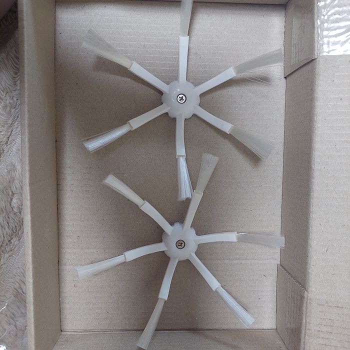 Бокові щітки на робот-пилосос Xiaomi