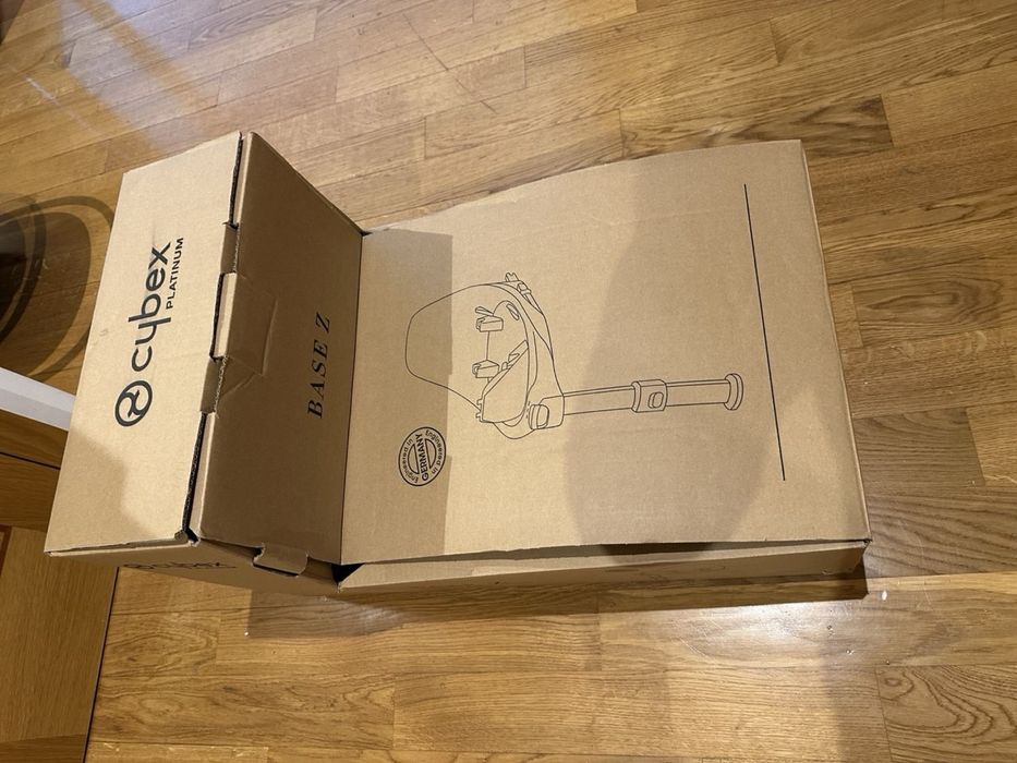 Cybex Cloud Z i-Size com a base