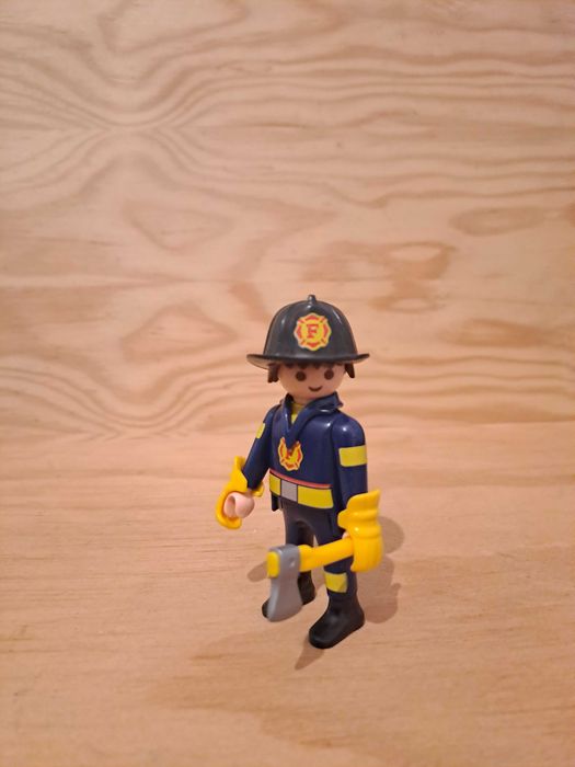 Playmobil - série 12 - Bombeiro