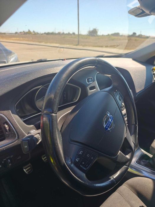 Carro Volvo V40 D2 2014