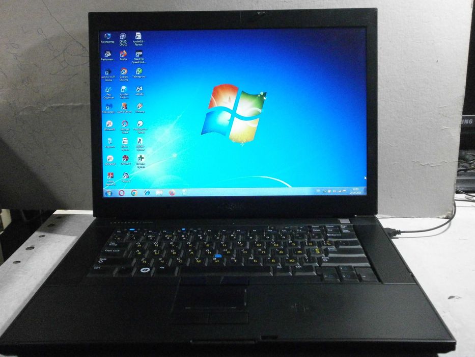 Dell latitude E6500 15.4 T9600 4Gb 160Gb