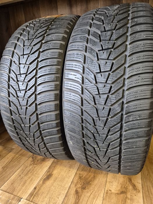 255/40/20 Hankook Para zima 6mm 2020