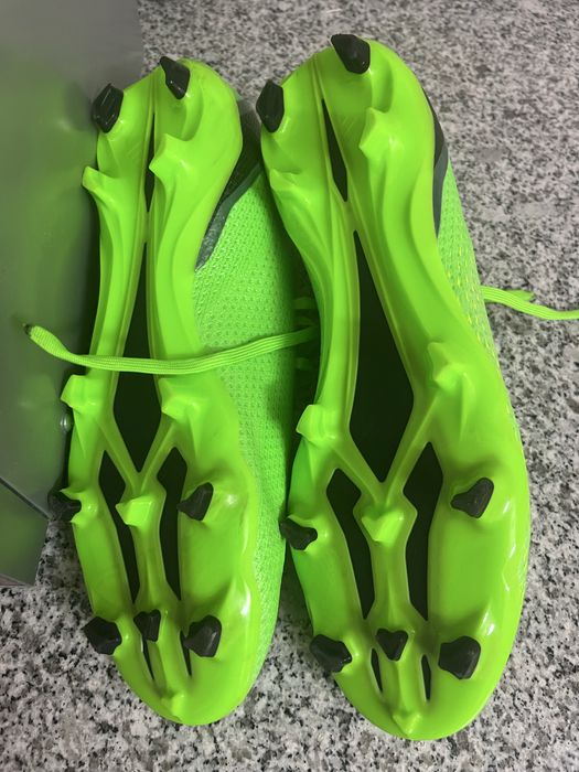 Chuteiras Adidas originais Novas