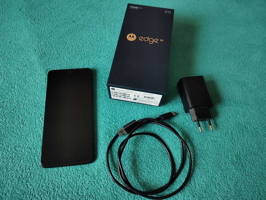 Motorola edge 30 idealna smartfon