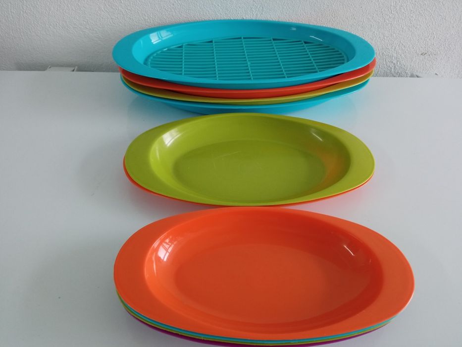 Platters with and without drain racks - various sizes64739415600258123