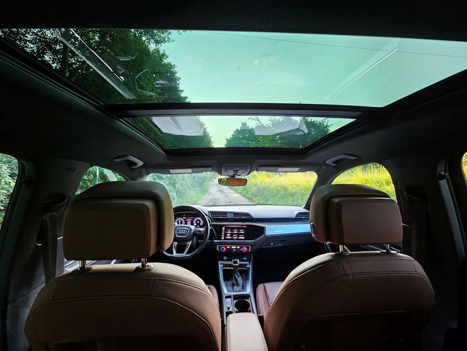 Audi Q3 Audi Q3 45TFSI Quattro S-line S-tronic Alu 19" Panorama