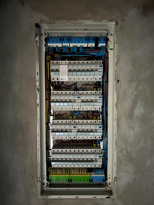 Професійний монтаж електропроводки