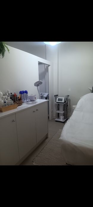 Trespasse Gabinete de Estética em funcionamento
