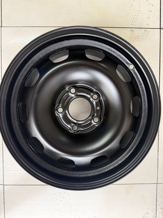 Felgi 16 5x114,3 ET50 6,5J Dacia Duster Renault