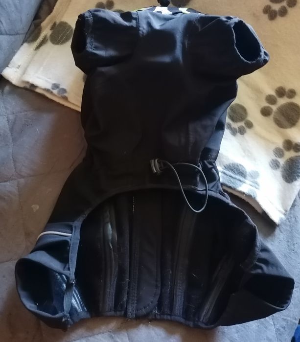 Kombinezon softshell przeciwdeszczowy dla psa