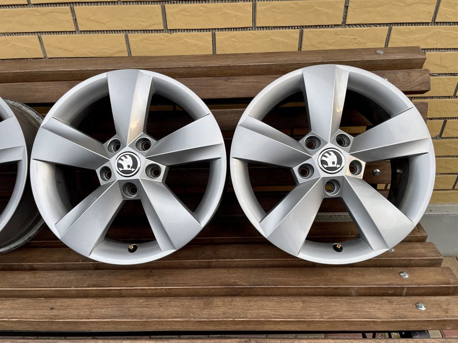 Диски Оригінал R16 5.112 ET43 Шкода А5 А7 Гольф Джета Тоуран