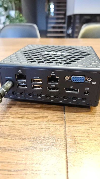 Mini PC Zotac ZBOX-CI323 nano NUC