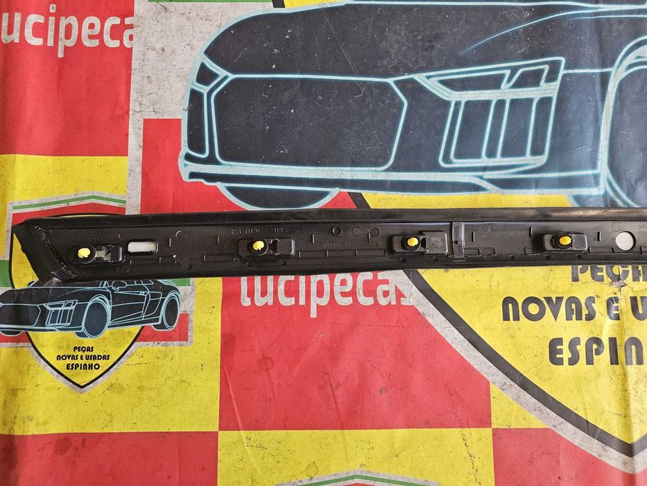Friso Direito Pára-brisas Citroen C4 Picasso II | 130685