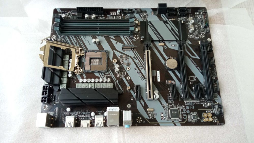Материнская плата Gigabyte Z390-UD,s 1151 V2