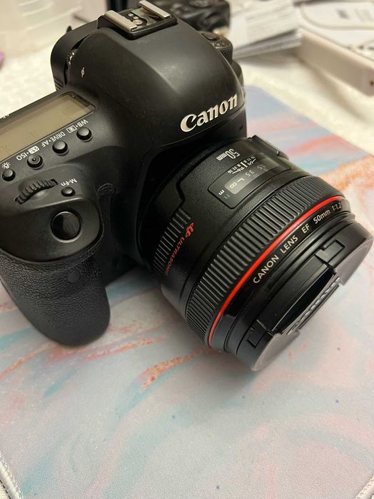 Фотоапарат Canon EOS 5D Mark IV body