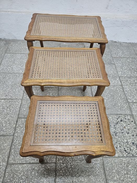 Francuskie stoliki ludwikowskie trojaki /