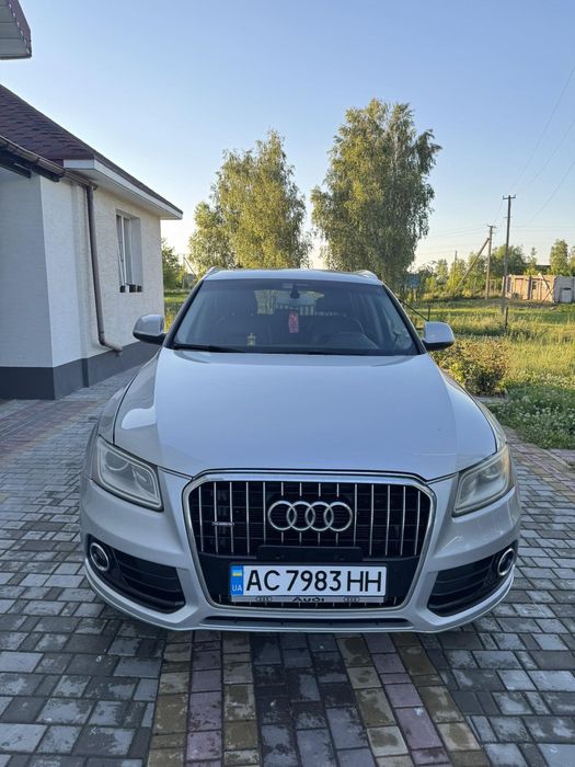 Продам Audi Q5 2012