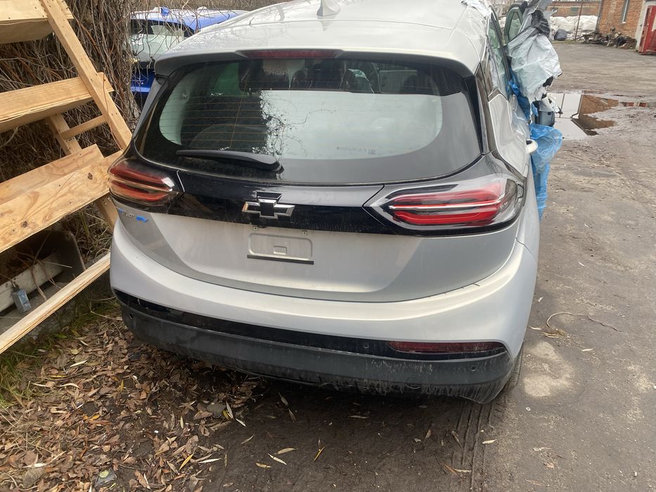 Кришка багажника ляда Chevrolet Bolt EV 1LT 2LT premier 21-23 багажник