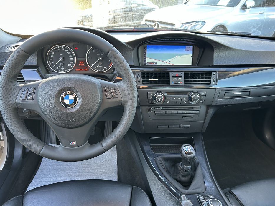 BMW 320d 184cv - GPS pro + Teto abrir
