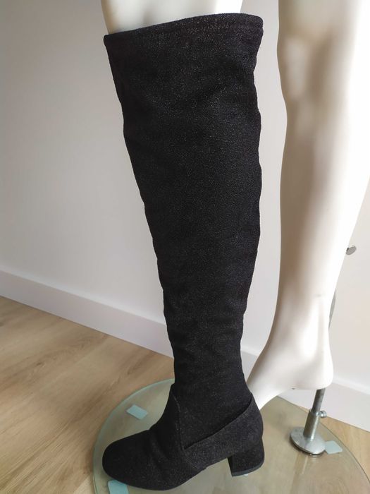 Czarne błyszczące kozaki przed kolano roz 37 szpilki ze skarpetą