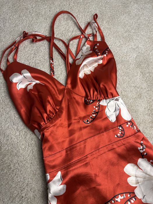 Vestido de seda NOVO