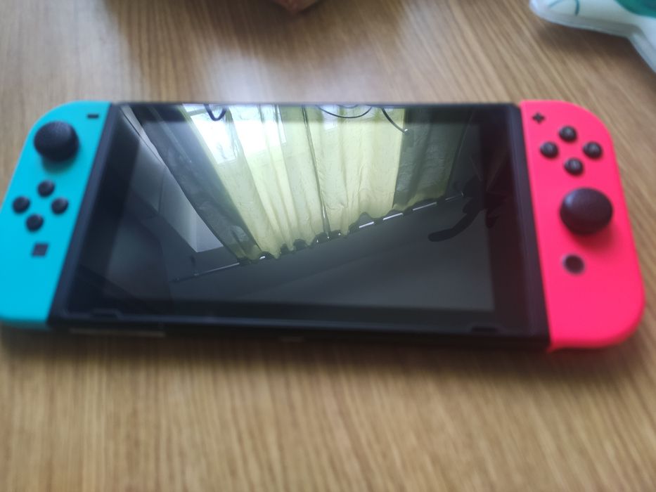 Switch v1 bem estimada c/ caixa original