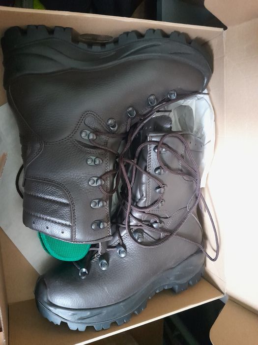 Buty 933a zimowe ,trzewiki mon, roz. 28