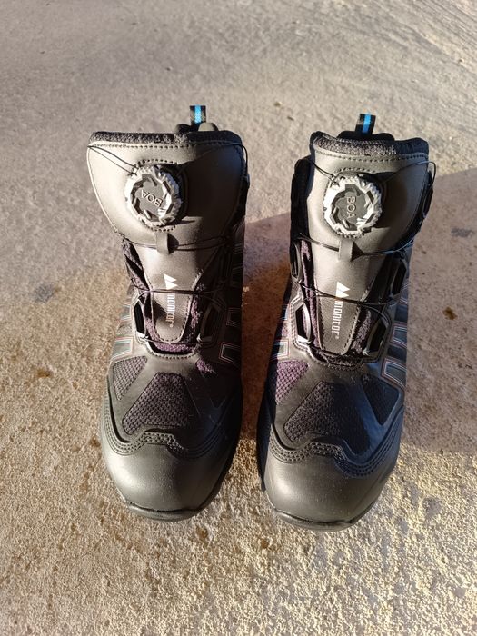 Botas de trabalho com biqueira de proteção