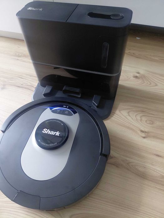WYPRZEDAŻ Robot sprzątający ze stacją samo OPRÓŻNIANIA