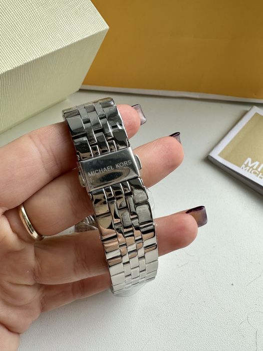 Часи годинник Michael Kors MK5057