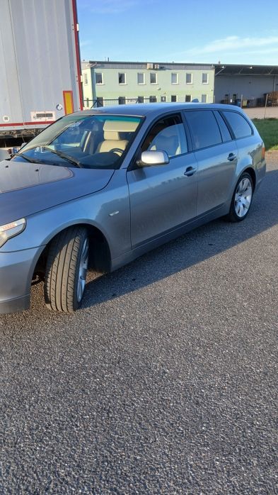 Sprzedam bmw e 61 3.0d 2004
