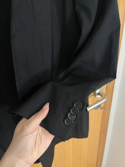 Blazer preto com riscas finas