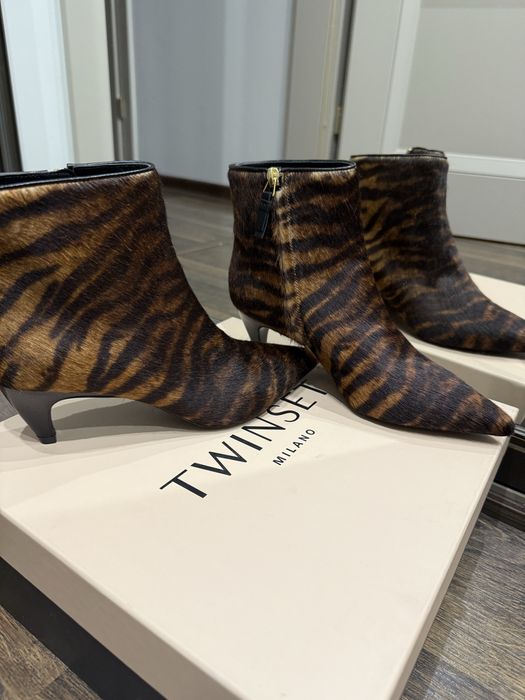 Nowe skorzane botki Twinset 36