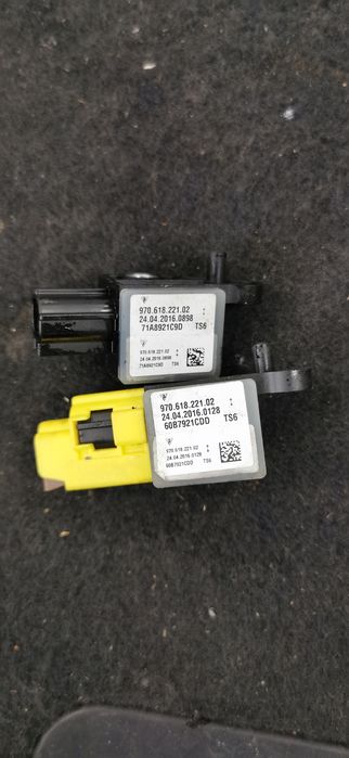 97061822102 Panamera 970 датчик удара