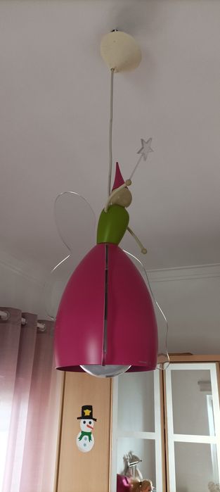 Candeeiro teto quarto criança