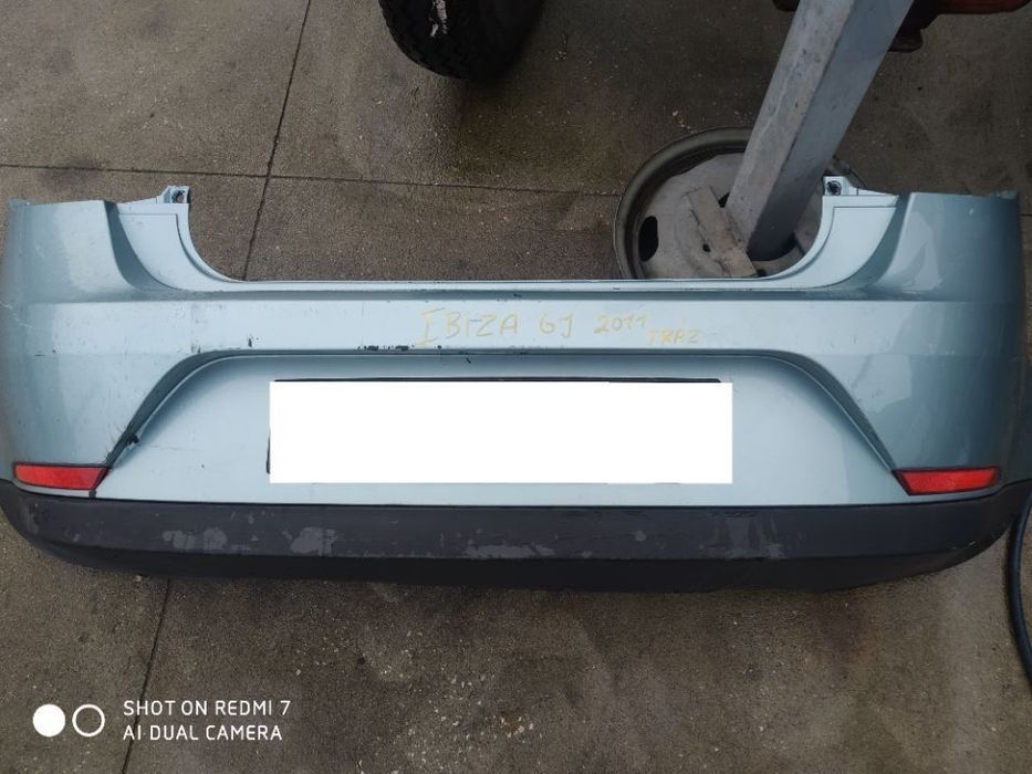 Tampa mala e parachoques tras Ibiza 6J 2011