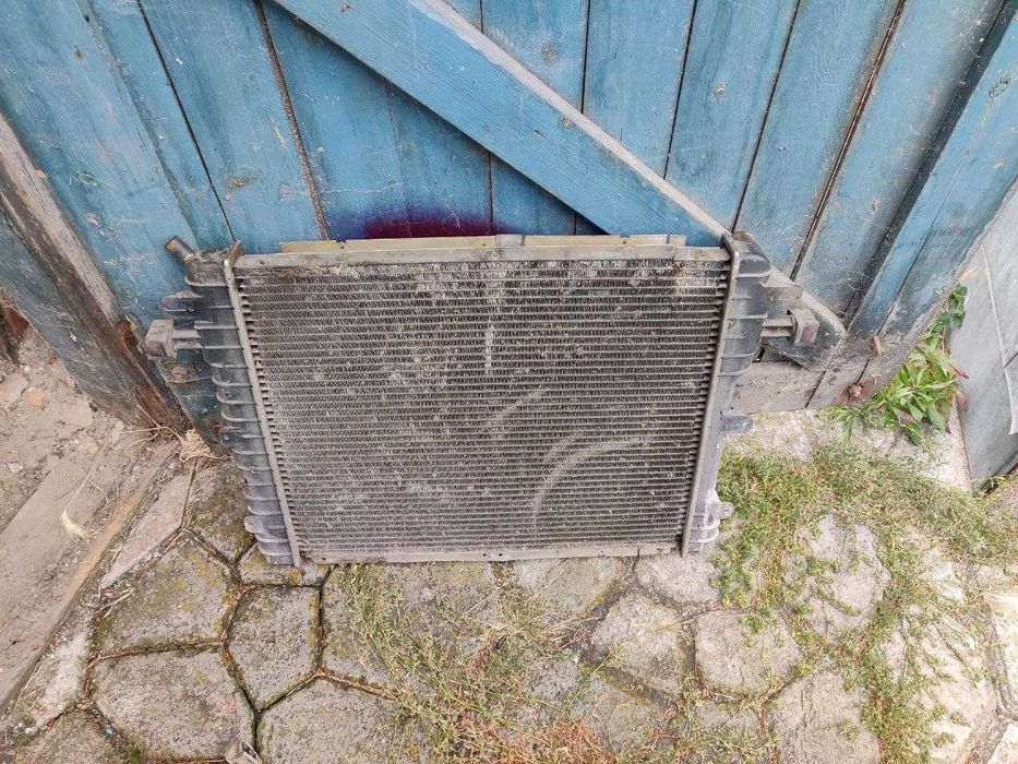 Радіатор для Opel Omega A 2,3D або Frontera