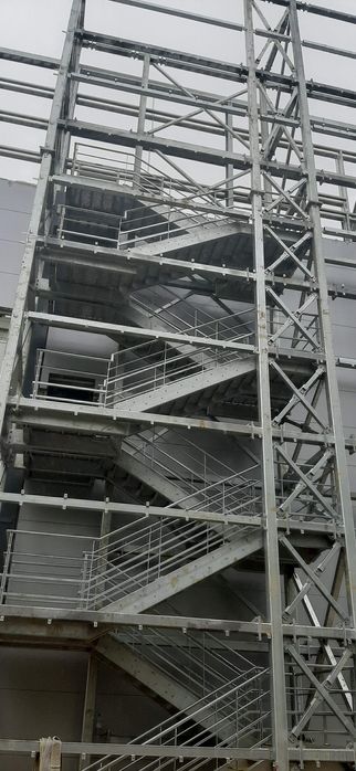 Telhados e coberturas metálicas