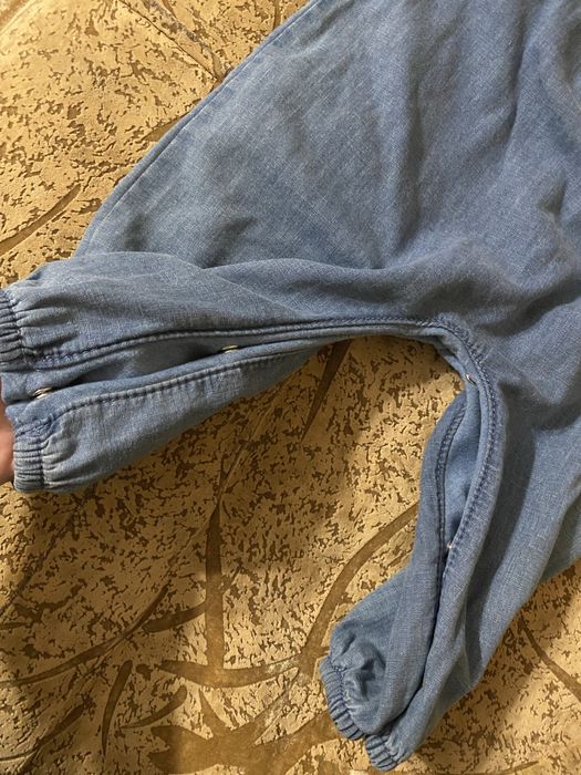 Джинсовий комбінезон NEXT для дівчинки 80