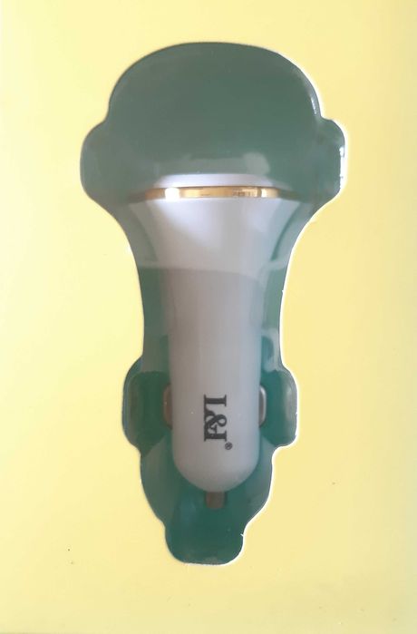 Carregador de telemóvel para automóvel