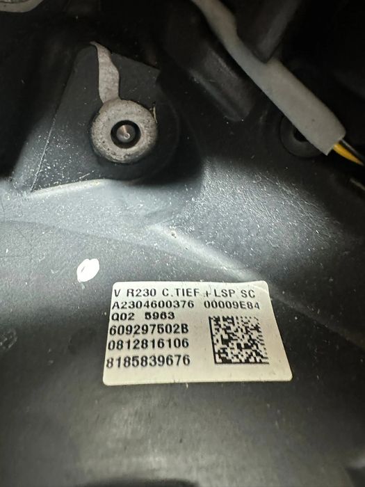 Volante Airbag Pele Perfurada Comandos Multifunções Patilhas Bordado