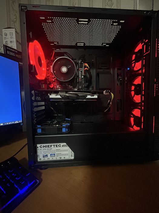 SOYO B450M RYZEN 2600 RX580 8GB 16GB DDR4 (опис)