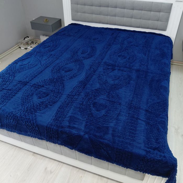 Плед сердце 3D  200х230см плед покривало євророзміру м'яке та приємне пухнасте в подарунковій упаковці 200х220 см серця міу-міу шарпей три вида пледів