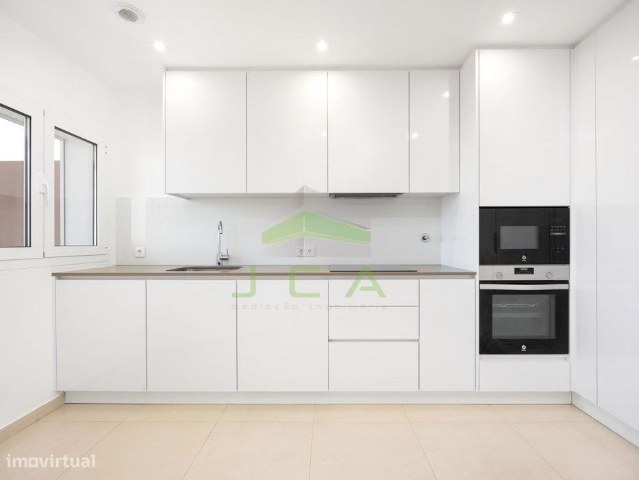 Apartamento T2 semi-novo