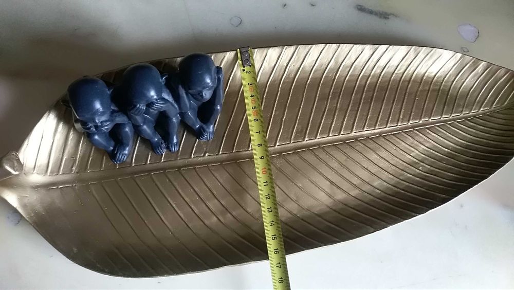 блюдо-листок з 3-мя мудрыми обезьянами+3-фигурки будда