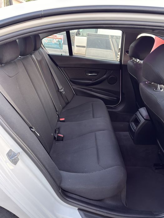 Bmw F30 320d 2012