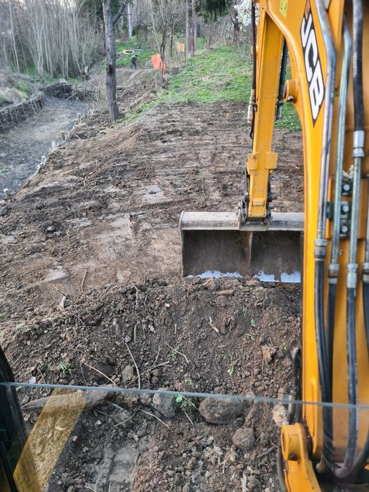 Montaż ogrodzeń 40 zł Ogrodzenia panelowe  usługi minikoparką