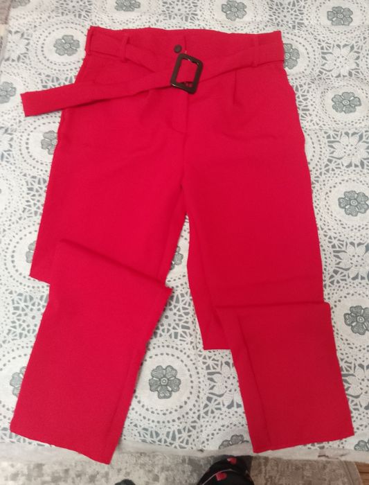 Продам нові брюки.