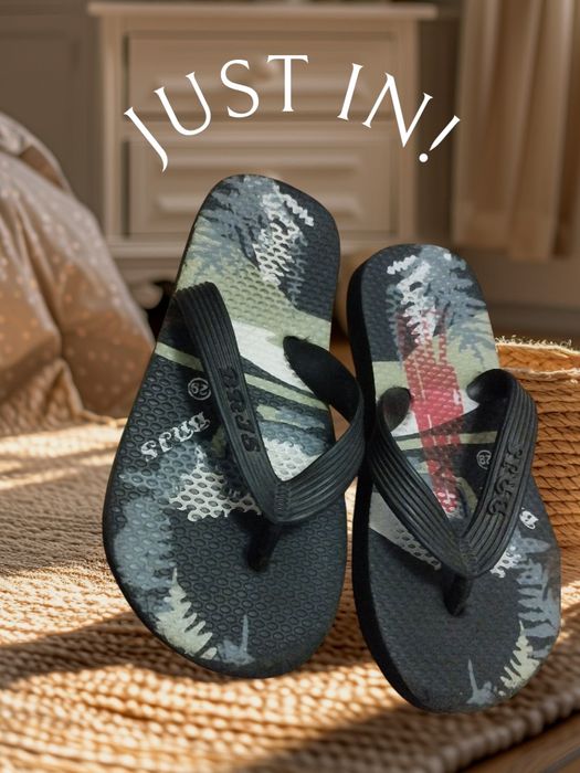 Красівки, шлёпанцы, ботинки, кроссовки,